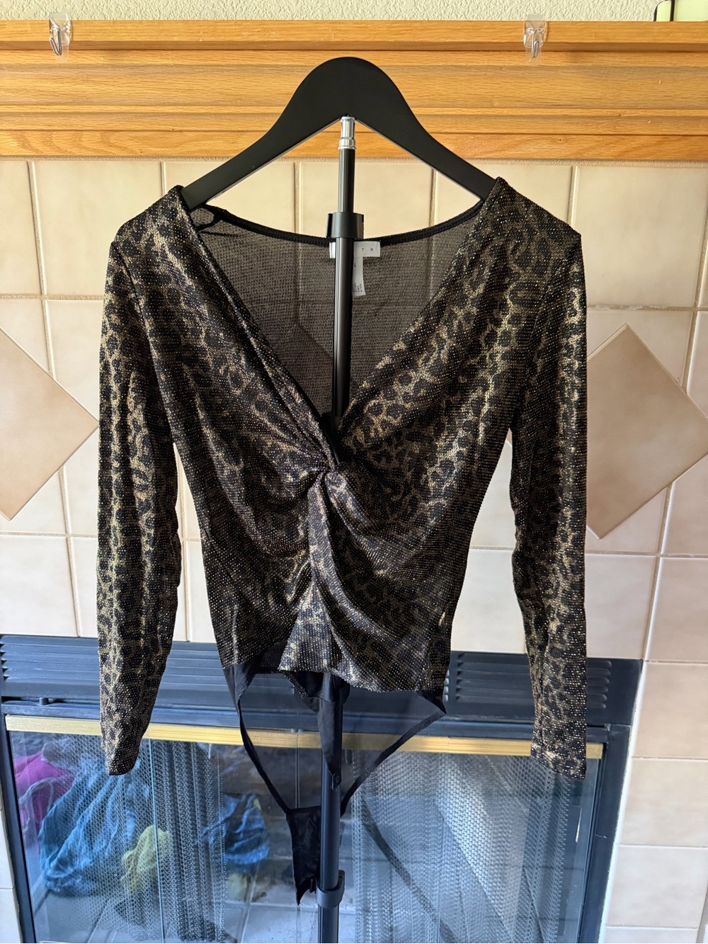 Metallic Animal Print Twist-Front Bodysuit - Black/Gold